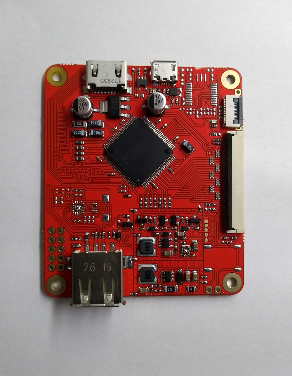 Informativo AGT - Display TFT com entrada HDMI, conheça!